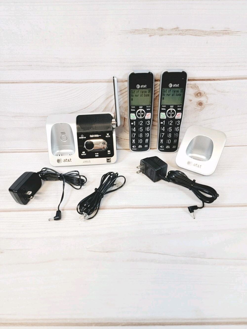 ATT CRL82312 Cordless Phone + 1 Extension Handset Tested And Working